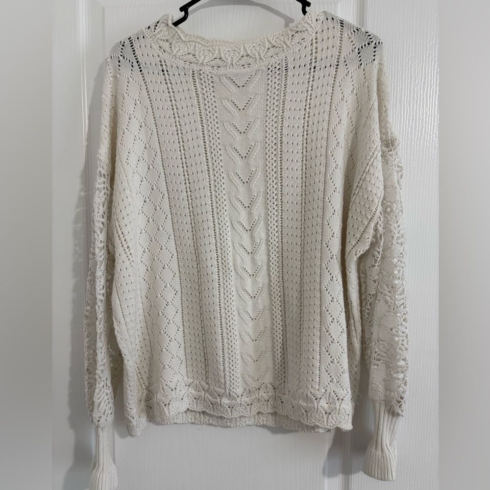 Elegant White Knit Sweater